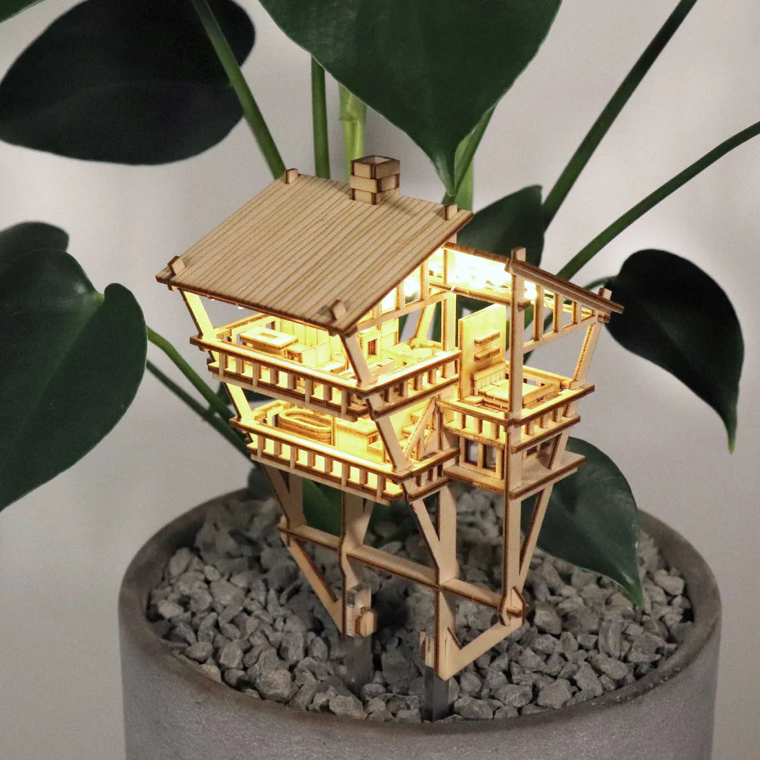 Tropical Lookout - DIY Model Kit