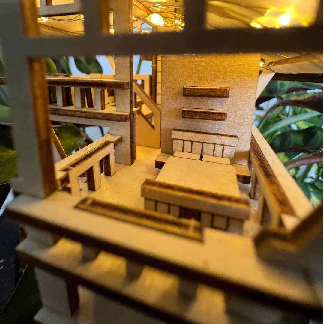 Tropical Lookout - DIY Model Kit