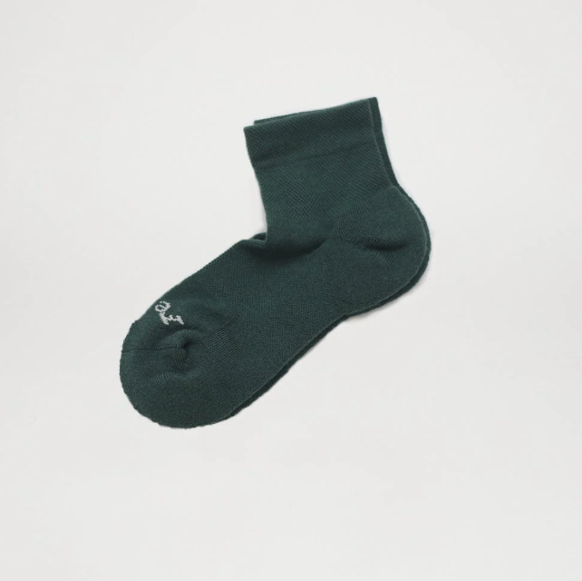 Good Feels Quarter Socks in Forest