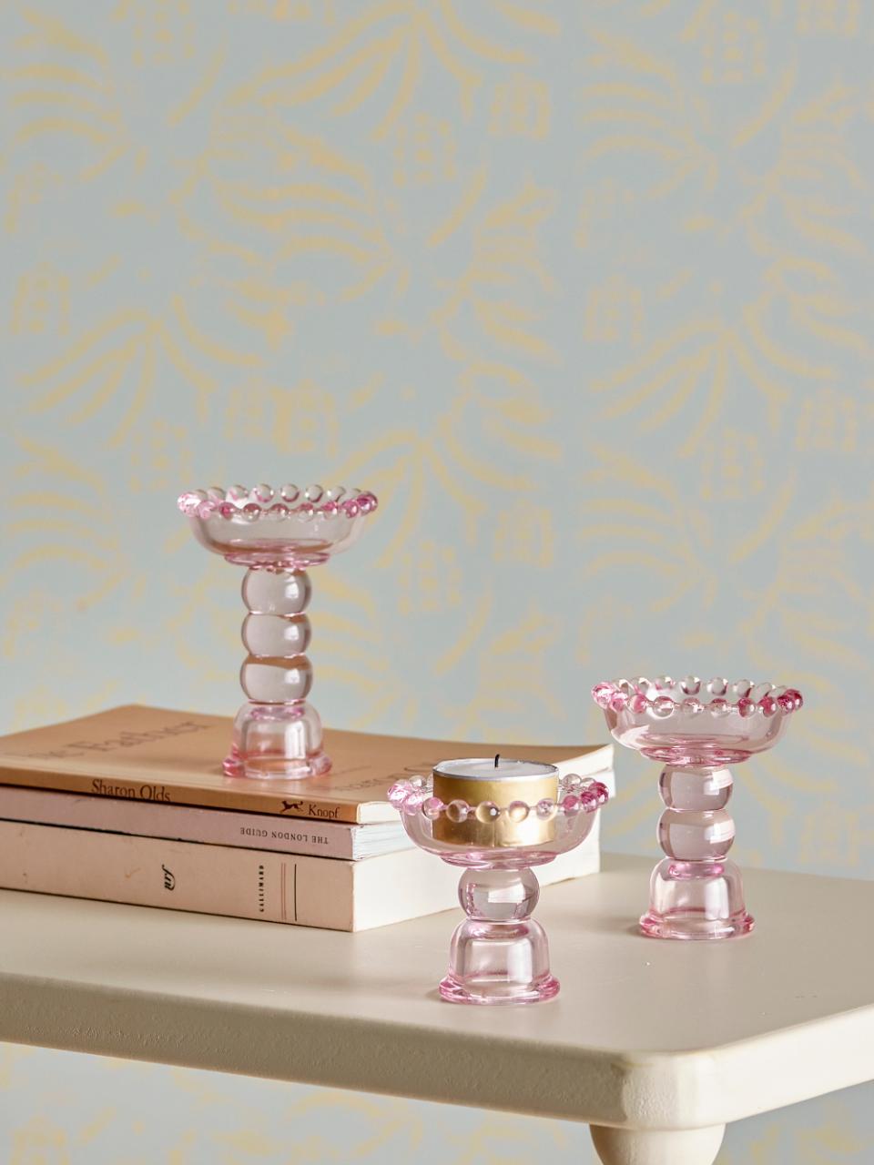Delphia Candle Holder