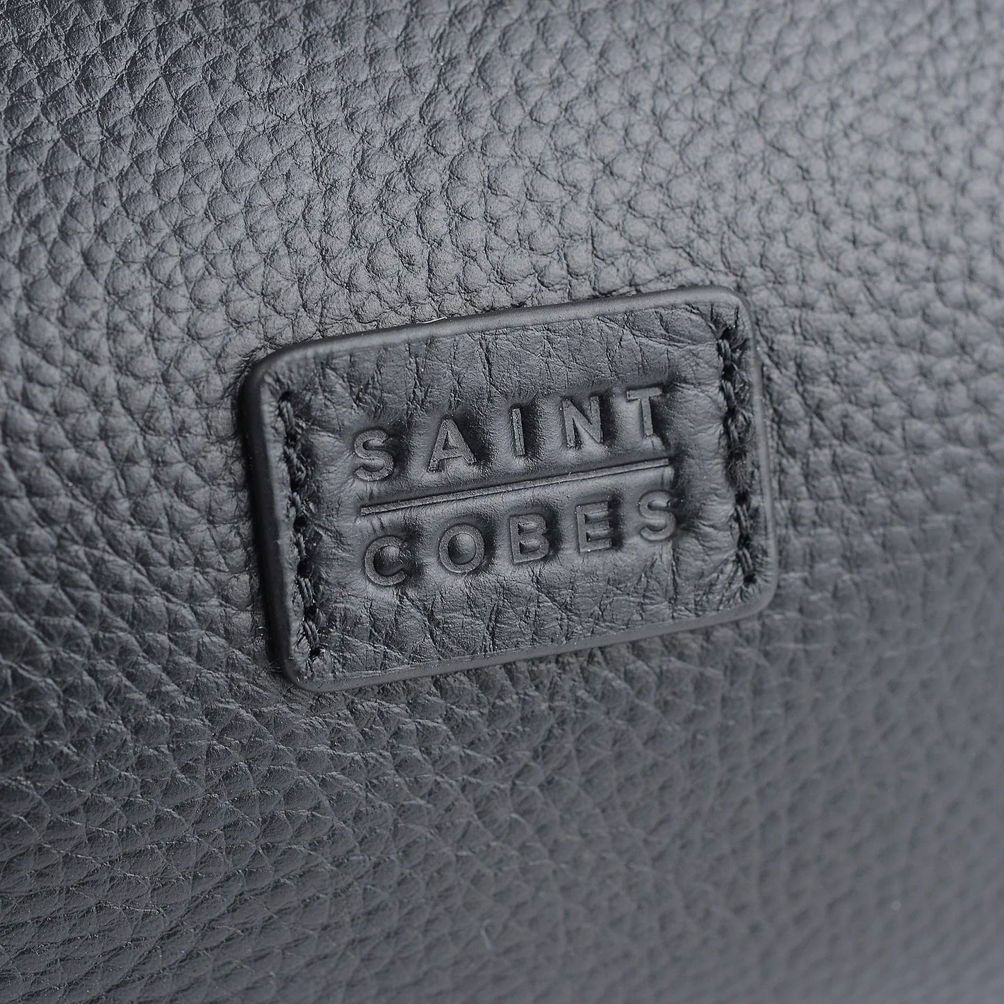 Short Haul Leather Wash Bag