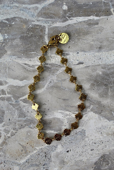 Shell Chain Bracelet
