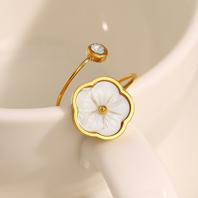 Flower & Gold Adjustable Ring