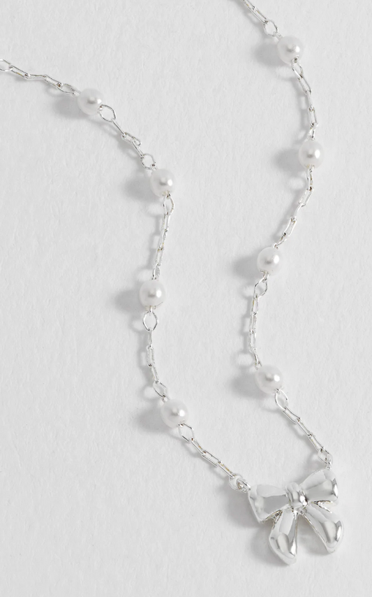 Pearl and Bow Chain Necklace