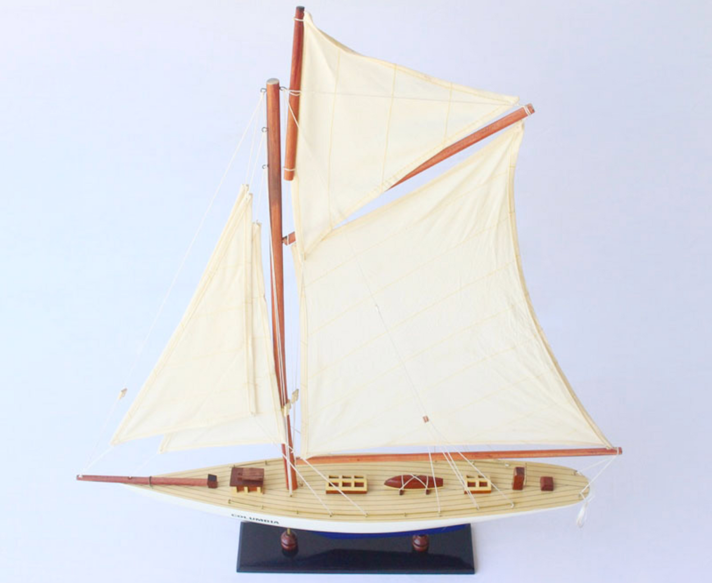 Columbia Yacht, Blue