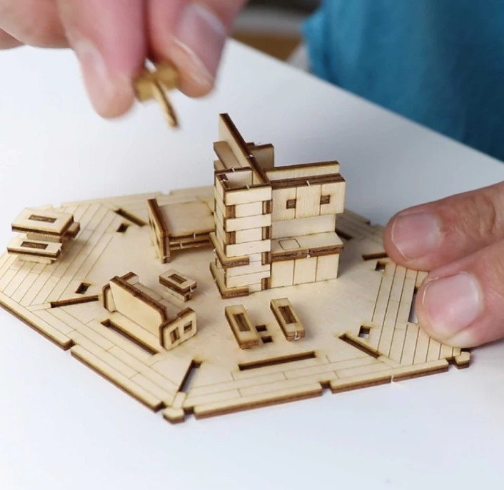 Woodland Outpost - DIY Model Kit