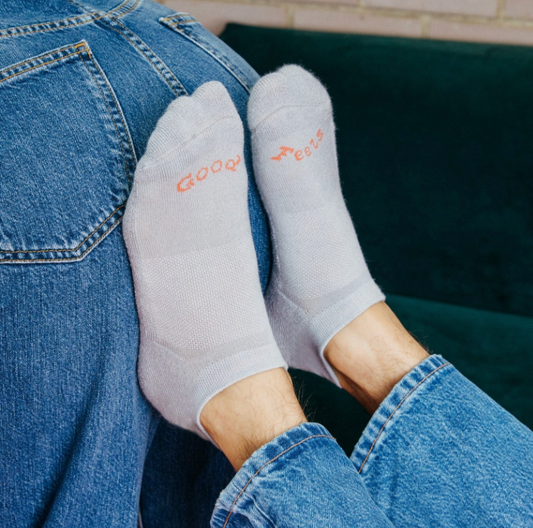 Good Feels Ankle Socks in Fog