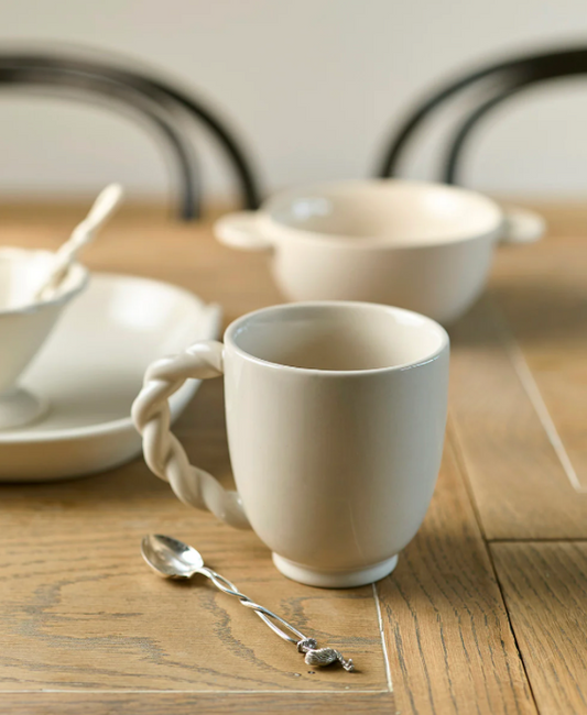 Vintage Table Mug in Vanilla