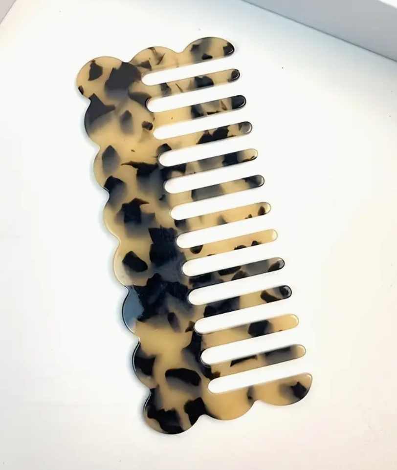Resin Comb Scallop Edge Tortiseshell