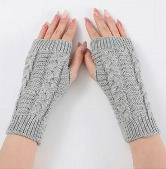 Cableknit Fingerless Glove