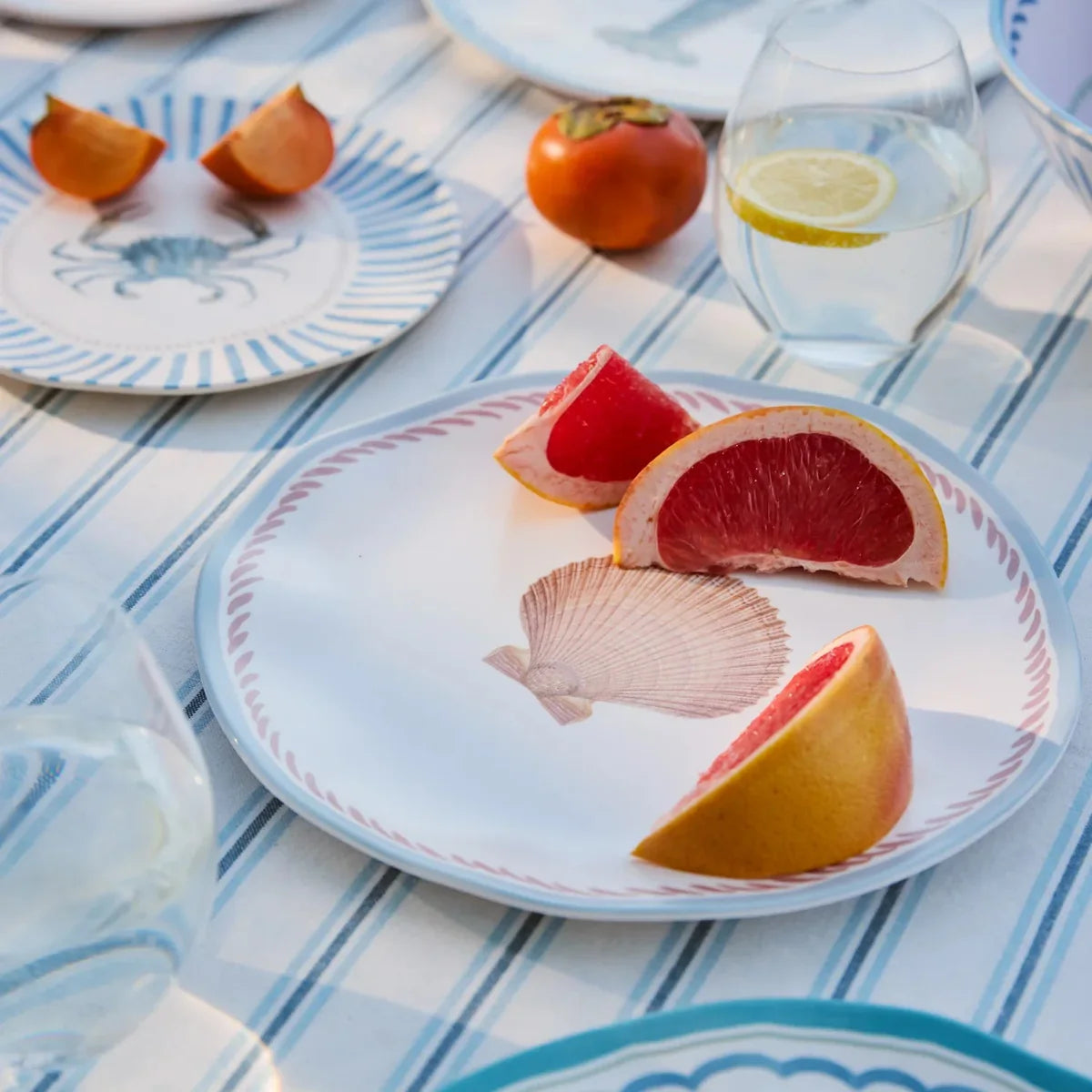 La Mer Shell Melamine Plate Large